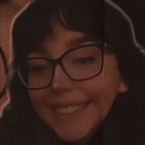 Meet your Posher, Ashlyn